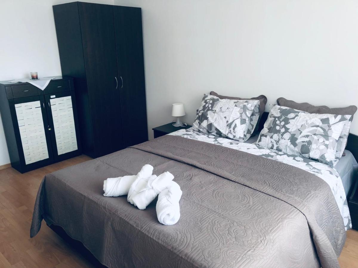 Beautiful Apartment Right By The Sea, Свети-Влас Экстерьер фото