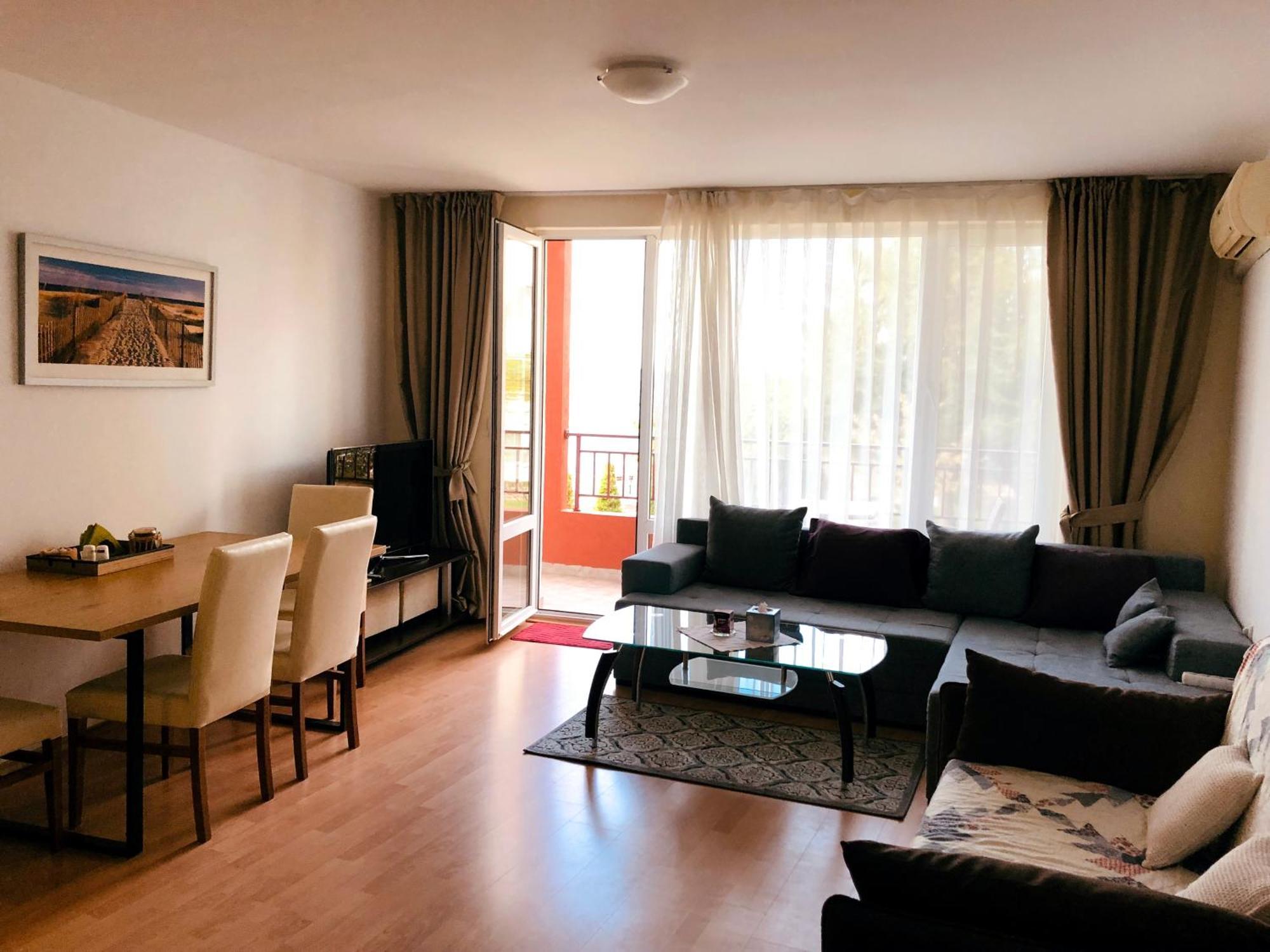Beautiful Apartment Right By The Sea, Свети-Влас Экстерьер фото